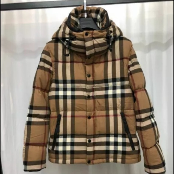 Men’s NEW with tags Burberry Puffer with detachable sleeves - Picture 2 of 8